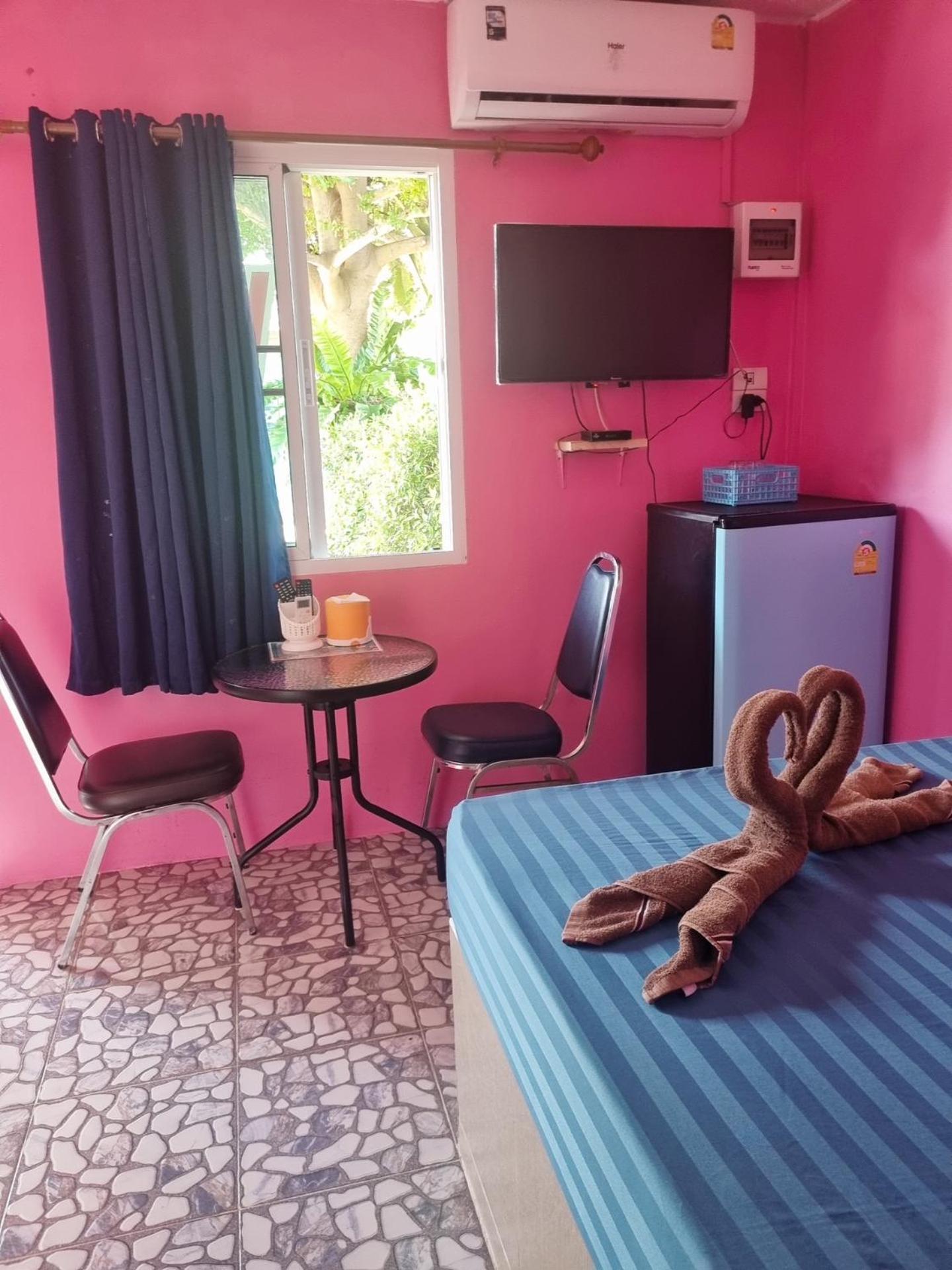 In Love Resort Chai Nat Екстериор снимка